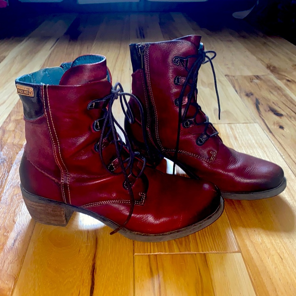 PIKOLINOS Vicar Stud Ankle Combat Boot